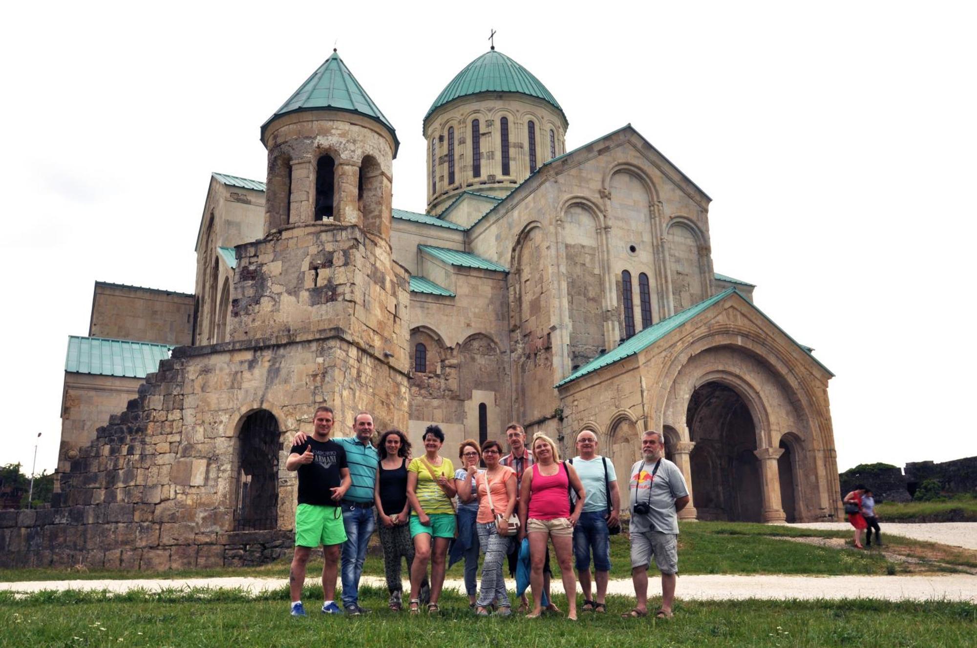 Giorgi'S Homestay คูทายสิ ภายนอก รูปภาพ
