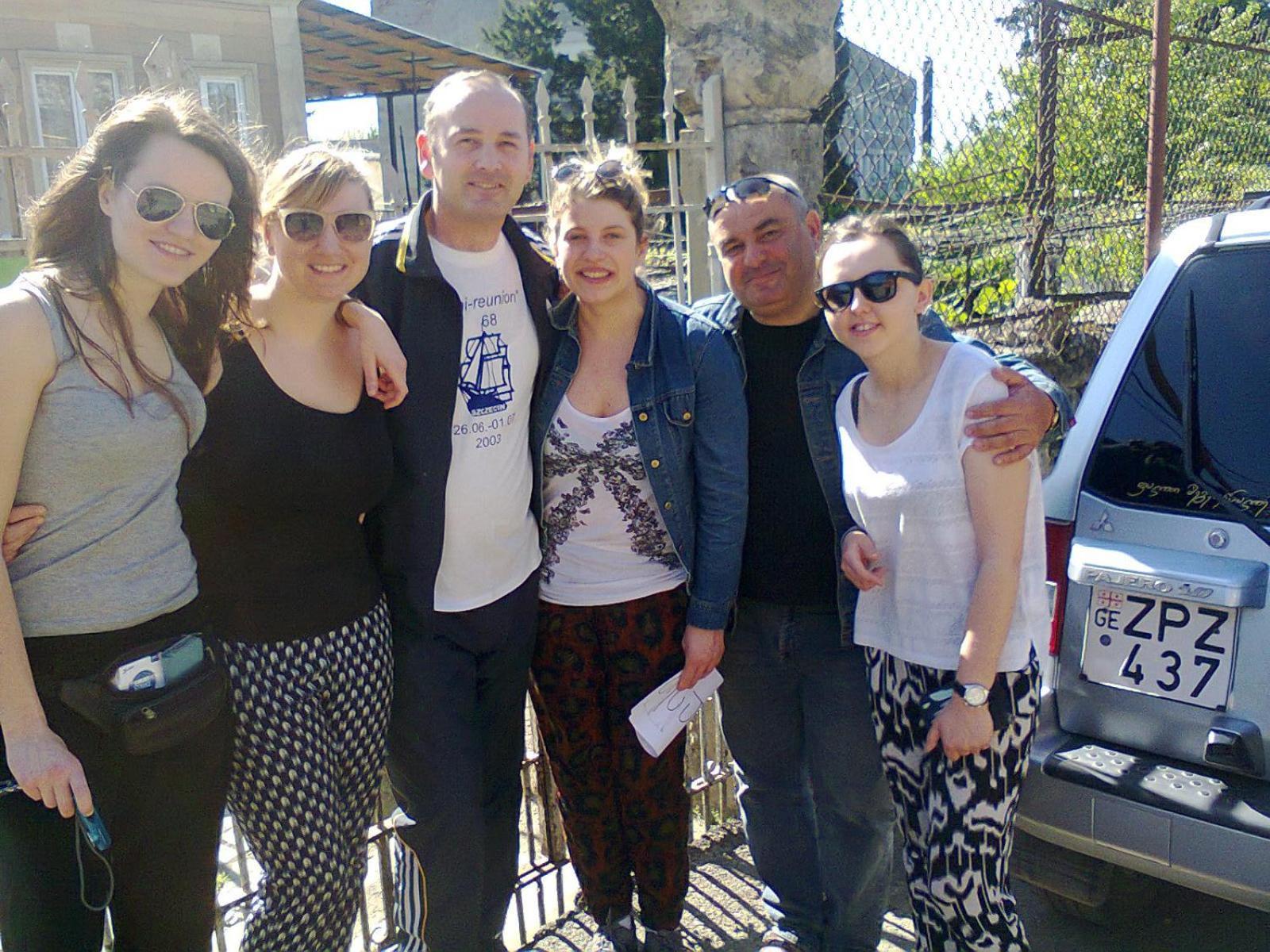 Giorgi'S Homestay คูทายสิ ภายนอก รูปภาพ