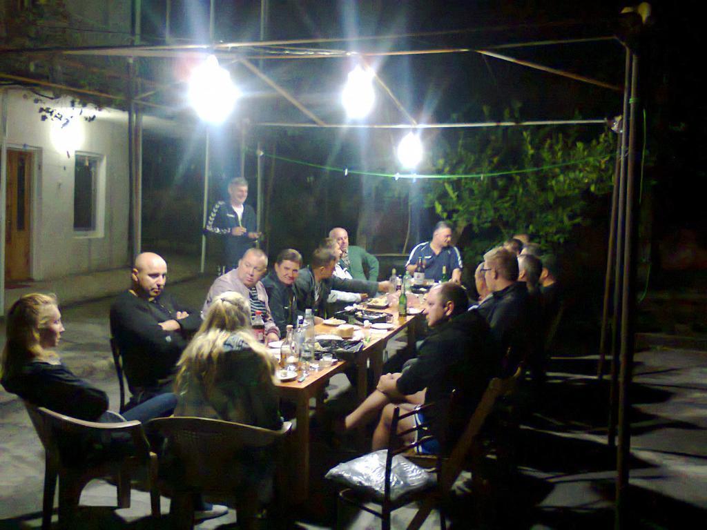 Giorgi'S Homestay คูทายสิ ภายนอก รูปภาพ
