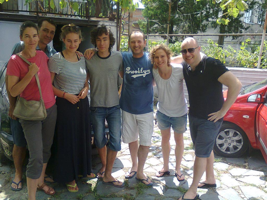 Giorgi'S Homestay คูทายสิ ภายนอก รูปภาพ