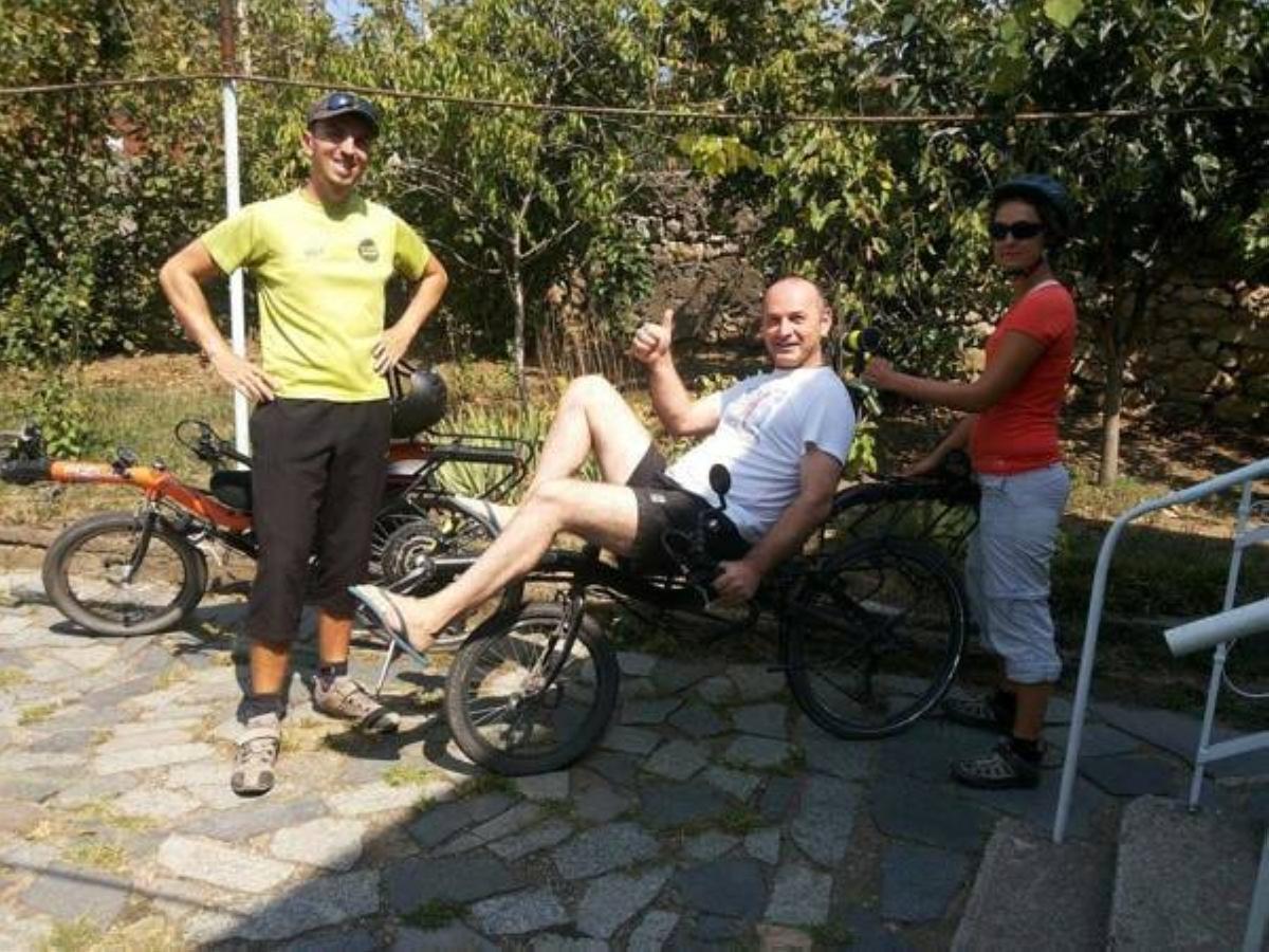 Giorgi'S Homestay คูทายสิ ภายนอก รูปภาพ